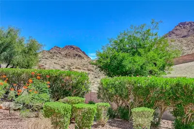 2110 Los Feliz Street 1066 View