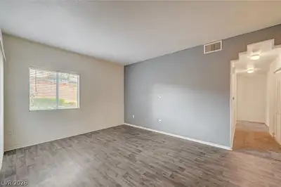 2110 Los Feliz Street 1066 Living Room