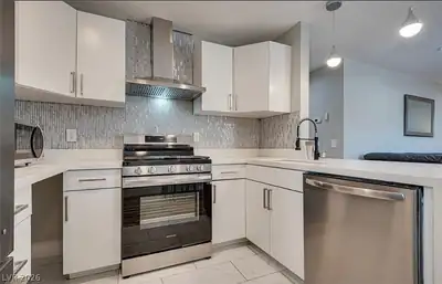 5175 Caliente Street 121, Las Vegas