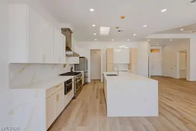 3004 Darby Falls Drive Kitchen