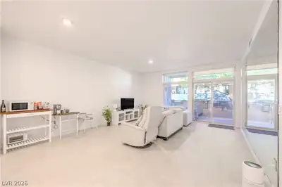 8925 West Flamingo Road 101 Living Room