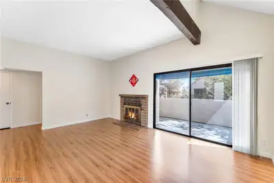 4340 Gannet Circle 110 Living Room