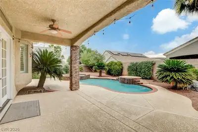 2052 Sinfonia Avenue Pool