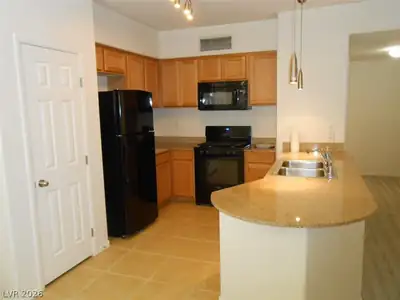 50 Aura De Blanco Street 7201 Kitchen