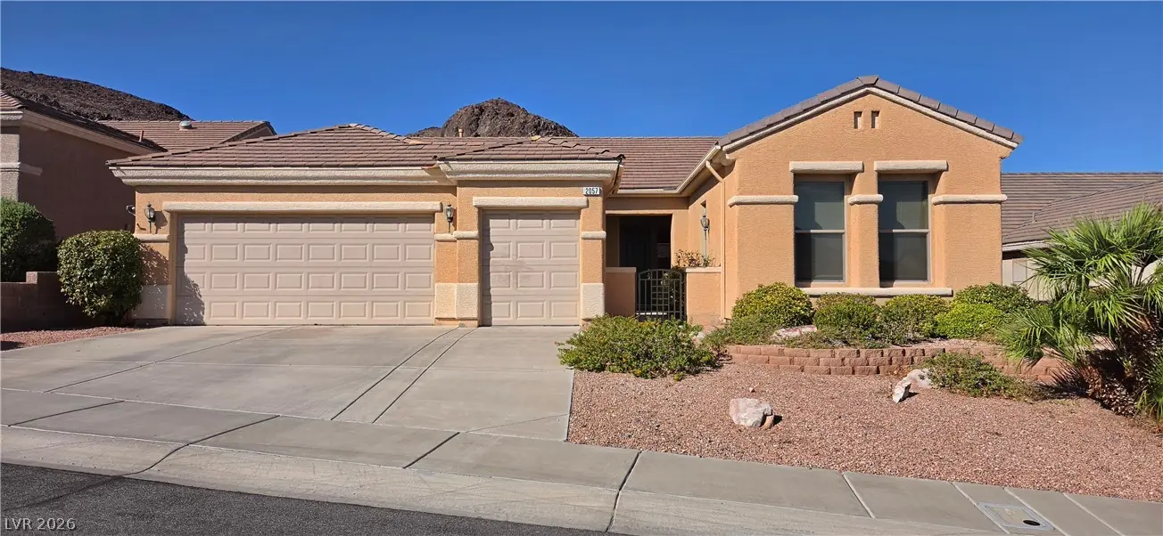 2057 KING MESA Drive
