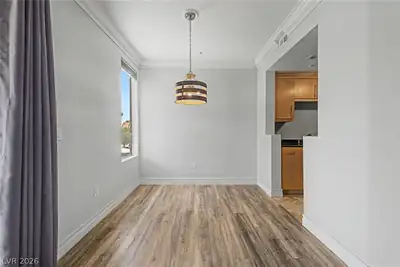 260 East Flamingo Road 220 Dining Area