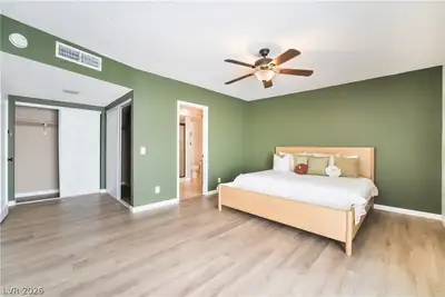 3823 Columbus Street Bedroom
