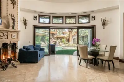1513 Foothills Village Drive Dining Area