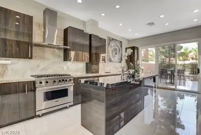 8331 Plum Creek Court Kitchen
