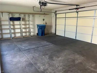 6616 Sterling Springs Parkway Garage