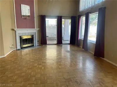 6616 Sterling Springs Parkway Living Room
