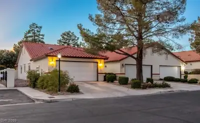 2635 Magic Moon Lane Las Vegas, NV 89146