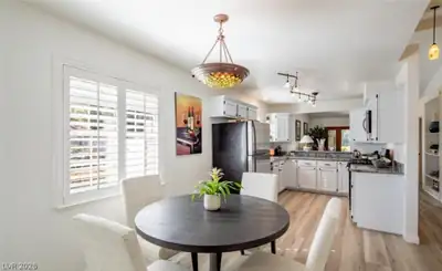 2635 Magic Moon Lane Dining Area