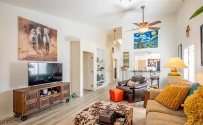 2635 Magic Moon Lane Living Room