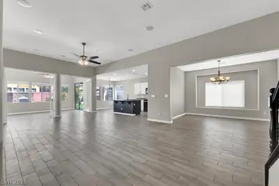 3836 Bowers Hollow Avenue Living Room