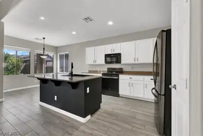 3836 Bowers Hollow Avenue Kitchen