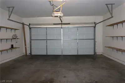 5258 Cedar Bridge Court, North Las Vegas, NV 89031 Garage
