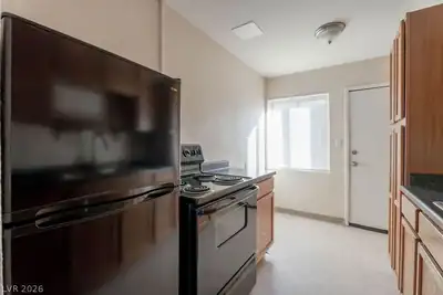 216 North 10th Street 2 Kitchen