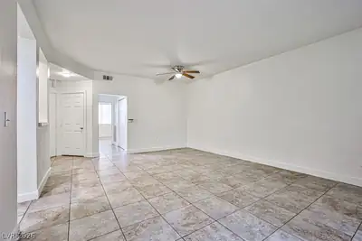 5155 West Tropicana Avenue 1021 Living Room
