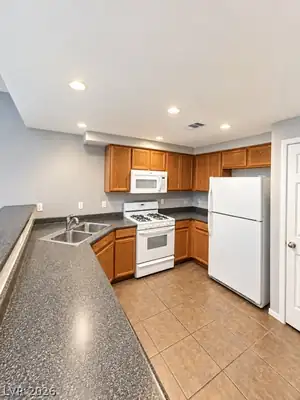 9303 Gilcrease Avenue 1193 Kitchen