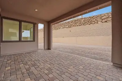 372 Tigullio Avenue Patio