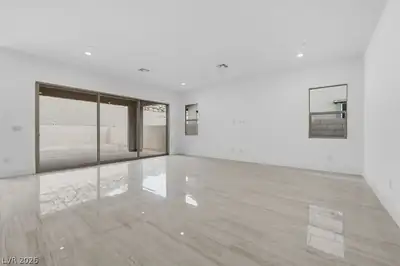 372 Tigullio Avenue Living Room