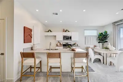 2475 Tom Collins Drive Kitchen
