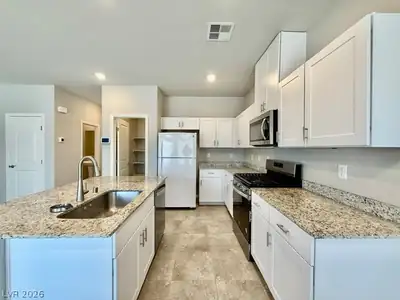 7606 Red Plumeria Avenue Kitchen
