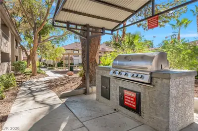 2606 South DURANGO Drive 223, Las Vegas, NV 89117 Patio