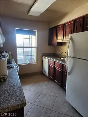 2606 South DURANGO Drive 223 Kitchen