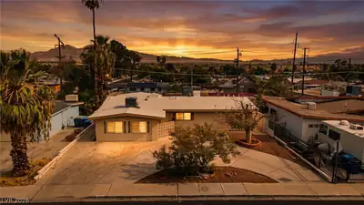 1905 South 17th Street Las Vegas, NV 89104