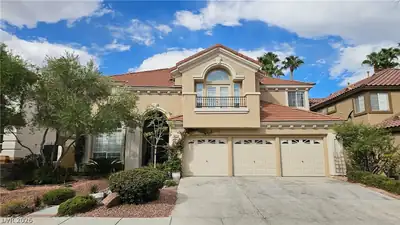 1821 Corta Bella Drive Front of Structure