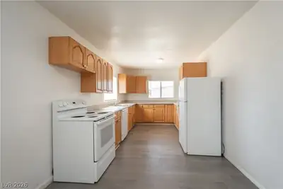 1130 North Leslie Street Kitchen