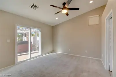 3719 Maple Creek Avenue Bedroom