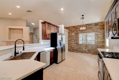 3719 Maple Creek Avenue Kitchen