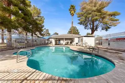 2132 Chertsey Drive B Pool