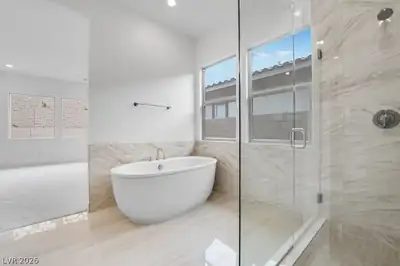 366 Tigullio Avenue Primary Bathroom