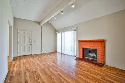 4340 Gannet Circle 108 Living Room