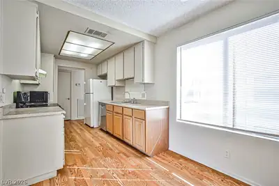 4340 Gannet Circle 108 Kitchen