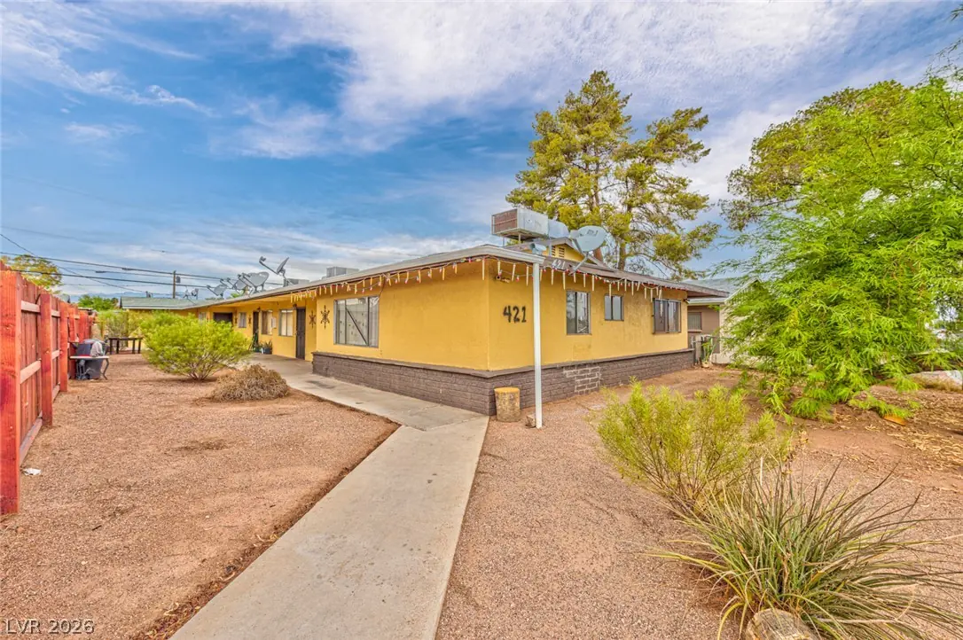 421 North Decatur Boulevard 1, Las Vegas, NV 89107