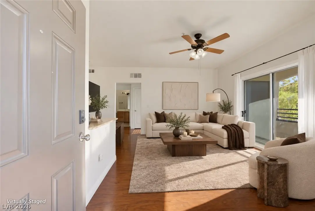 2291 West Horizon Ridge Parkway 13176