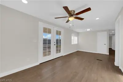 420 Pueblo Place Living Room