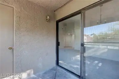 5020 South Rainbow Boulevard 204 Patio