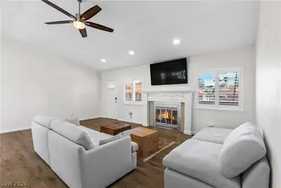 2824 Edmond Street 2 Las Vegas, NV 89146