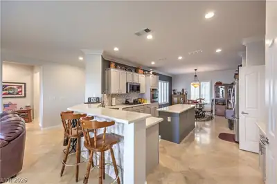 2550 Portsmouth Creek Avenue Kitchen