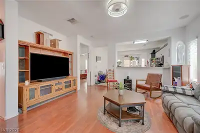 1815 Basalt Mesa Avenue Living Room
