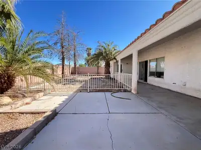 4226 Inglewood Point Street Patio