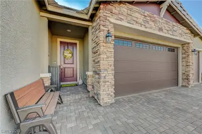 1332 Cattail Falls Street Entry
