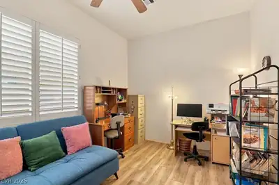 10280 Songsparrow Court Bedroom