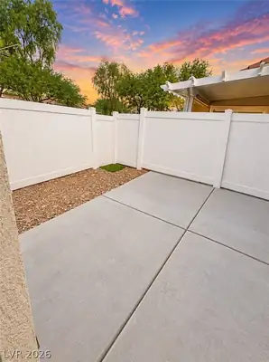 5426 Golden Barrel Avenue Patio